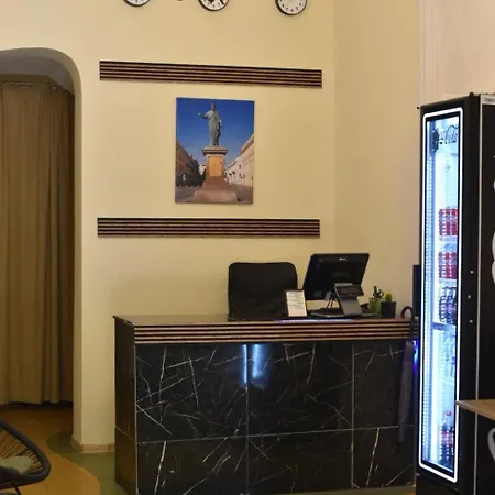 Palace 2*